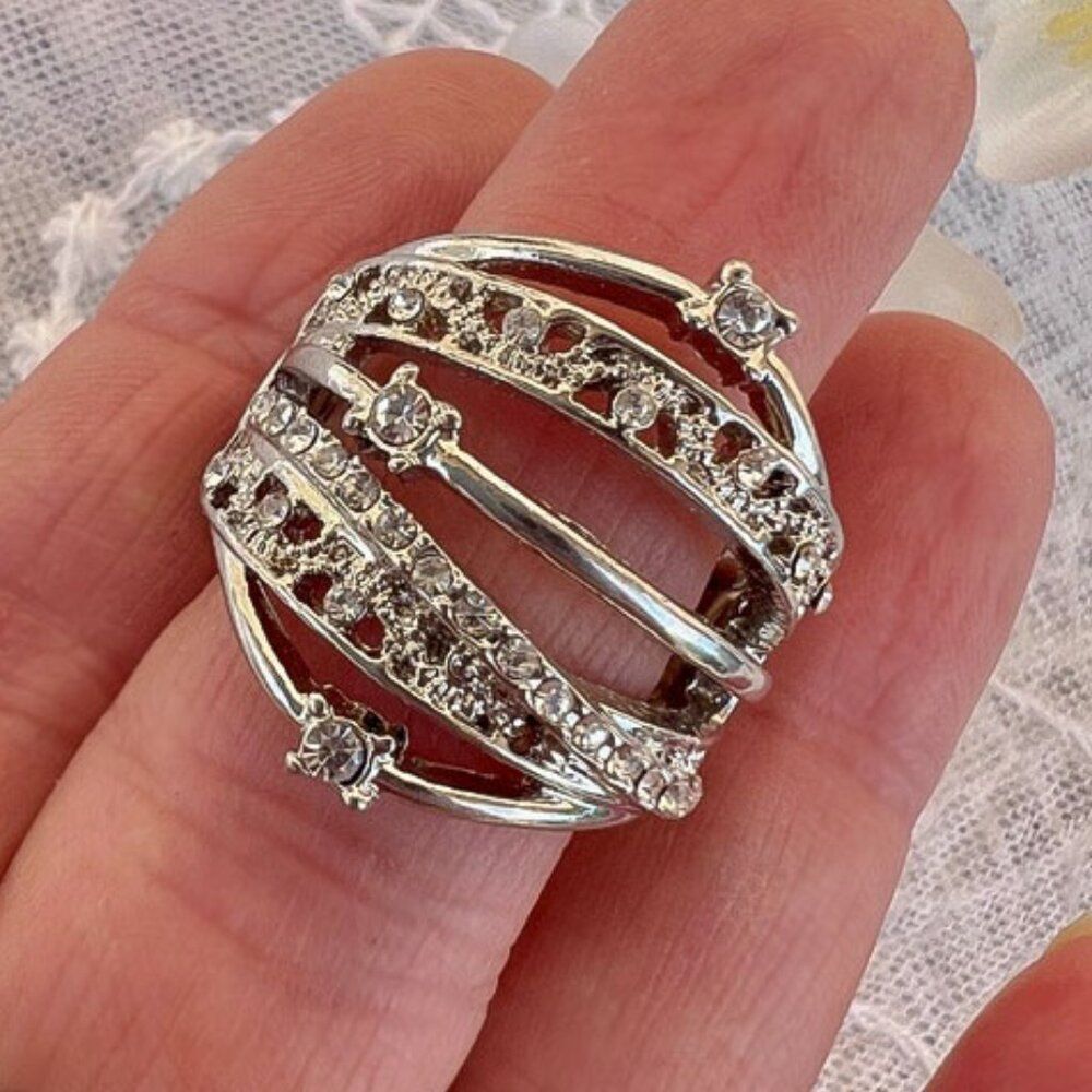 Fun Fashion Stretch Rings - Set of 2 - Picture 2 of 9